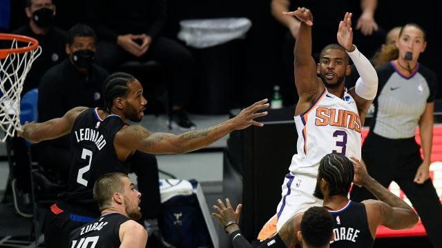 1624342663611074397.jpg kawhi-leonard-chris-paul-getty-062121-ftrjpg_17xrlalsnvkl91dwuiit6q5sk2.jpg