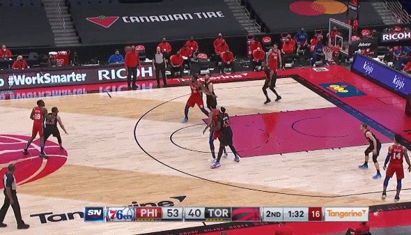 1614861580816003591.gif 2.gif